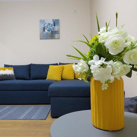 Flowers Garden Apartment Veliko Tarnovo Ngoại thất bức ảnh