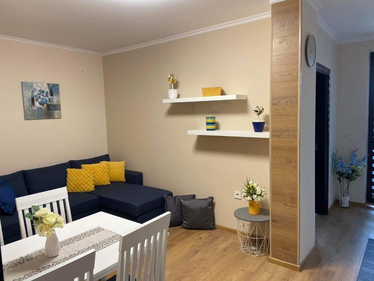 Flowers Garden Apartment Veliko Tarnovo Ngoại thất bức ảnh